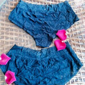 Pretty Sexy Vintage Enchanted Black Lace Panties x2 Excellent Condition!